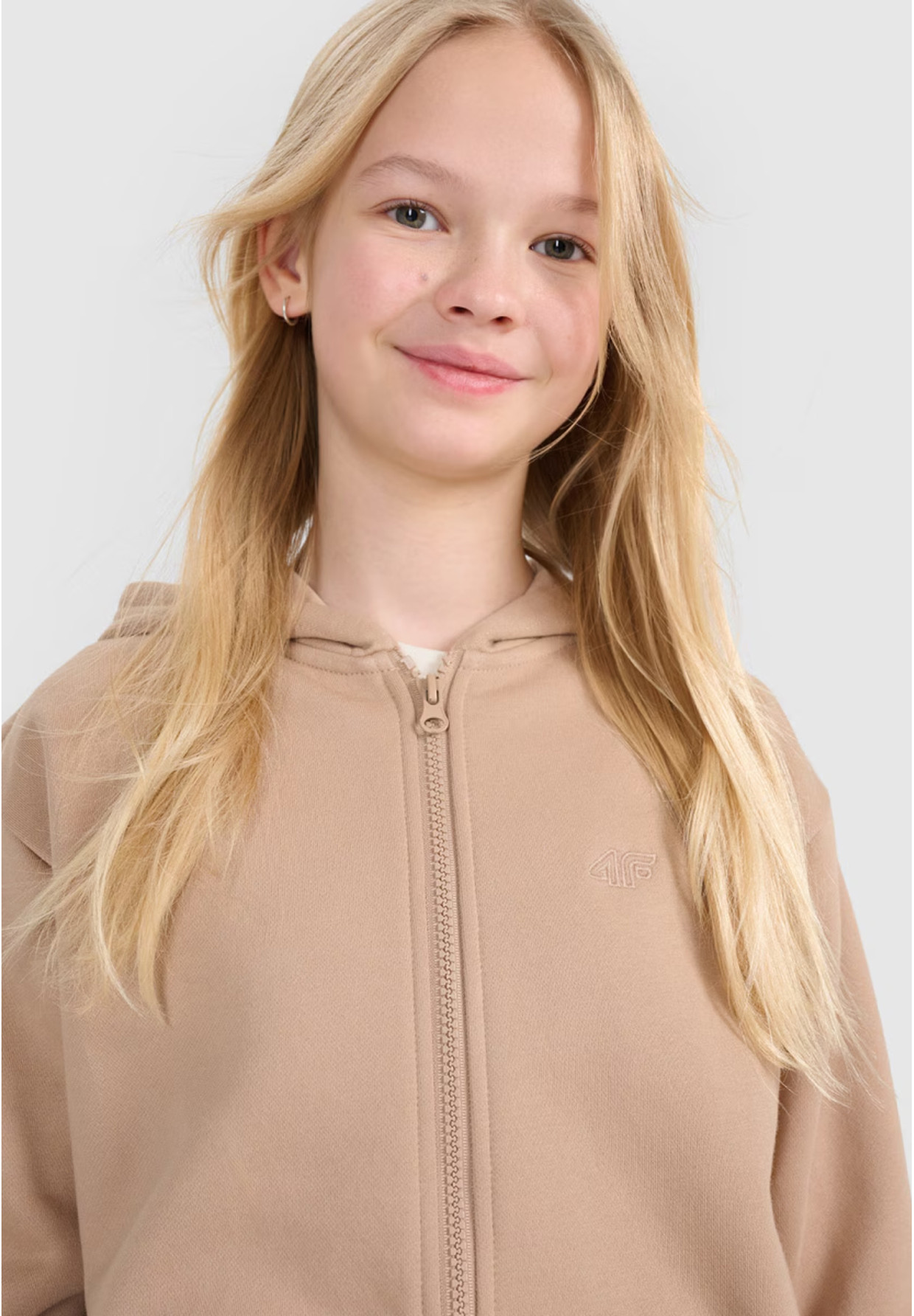Bluza Dziewczęca 4F Rozpinana z Kapturem Oversize Beżowa 4FJWSS25TSWSF1853