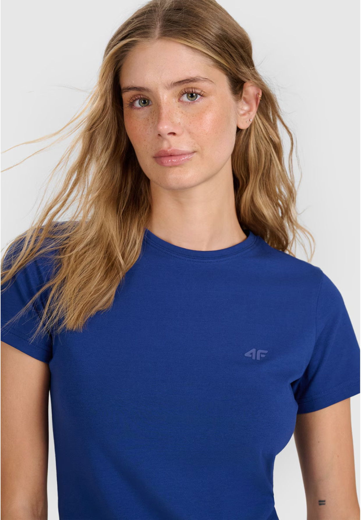 Koszulka Damska 4F T-shirt Slim Fit Gładki Granatowa 4FWMM00TTSHF2255