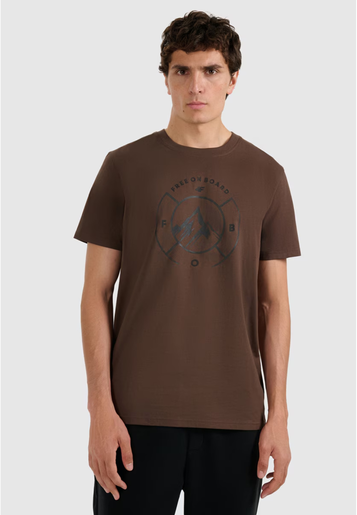 Koszulka Męska 4F T-shirt Z Nadrukiem Regular Brązowa 4FWAW25TTSHM3138