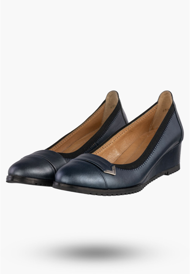 Czółenka Damskie Skórzane Buty Na Koturnie Eleganckie Darex Granatowe