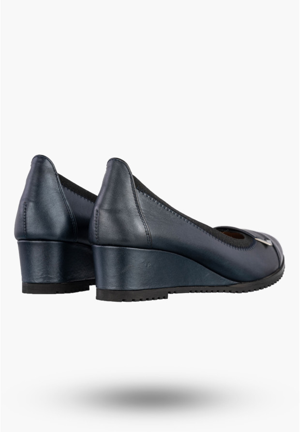 Czółenka Damskie Skórzane Buty Na Koturnie Eleganckie Darex Granatowe