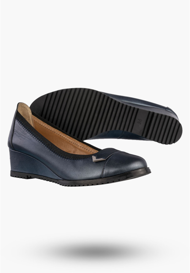 Czółenka Damskie Skórzane Buty Na Koturnie Eleganckie Darex Granatowe