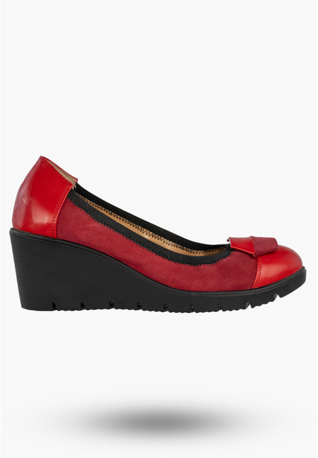 Czółenka Damskie Skórzane Buty Na Koturnie Stylowe Darex Czerwone