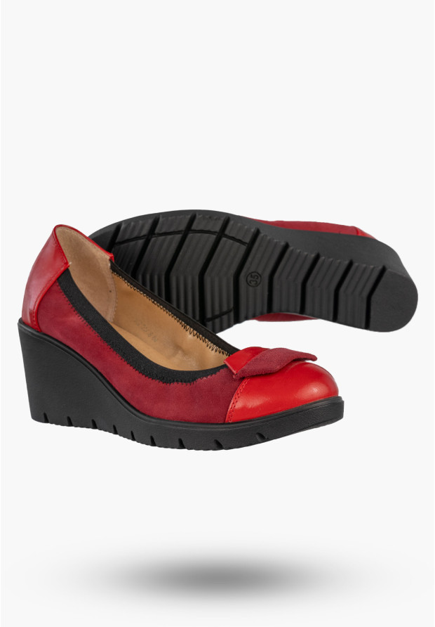 Czółenka Damskie Skórzane Buty Na Koturnie Stylowe Darex Czerwone