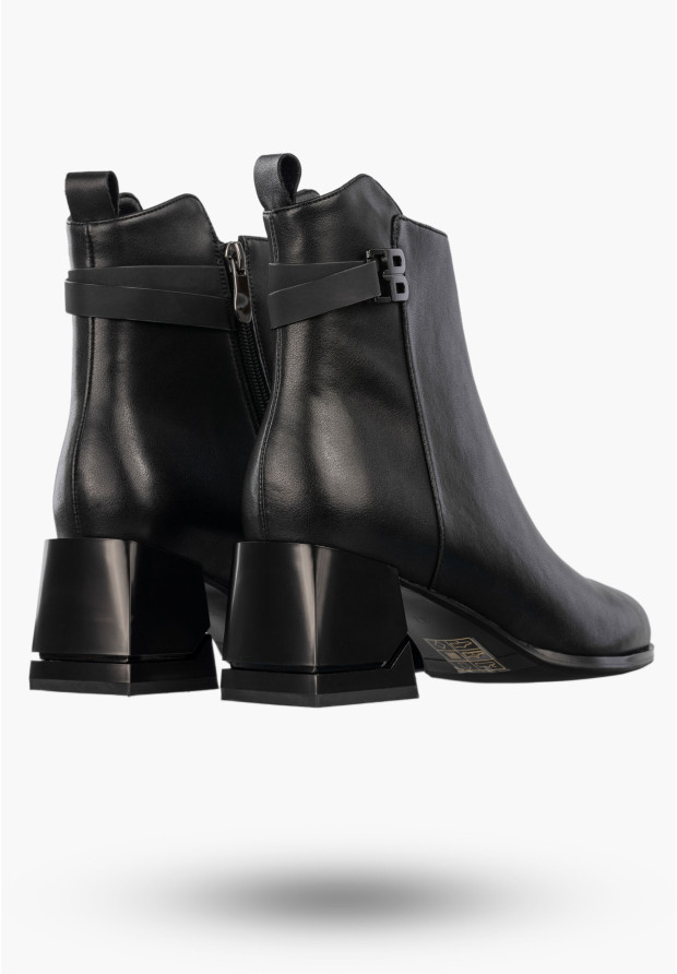 Botki Damskie Skórzane Buty Na Klocku Eleganckie Zimowe Ocieplane Czarne Cambell