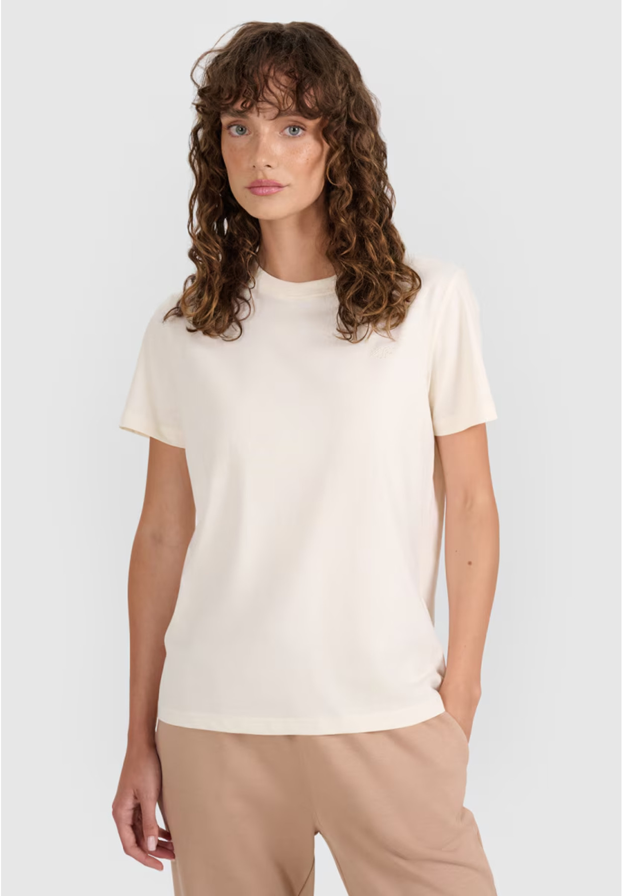 Koszulka Damska 4F T-shirt Regular Gładki Beżowy 4FWAW25TTSHF2970