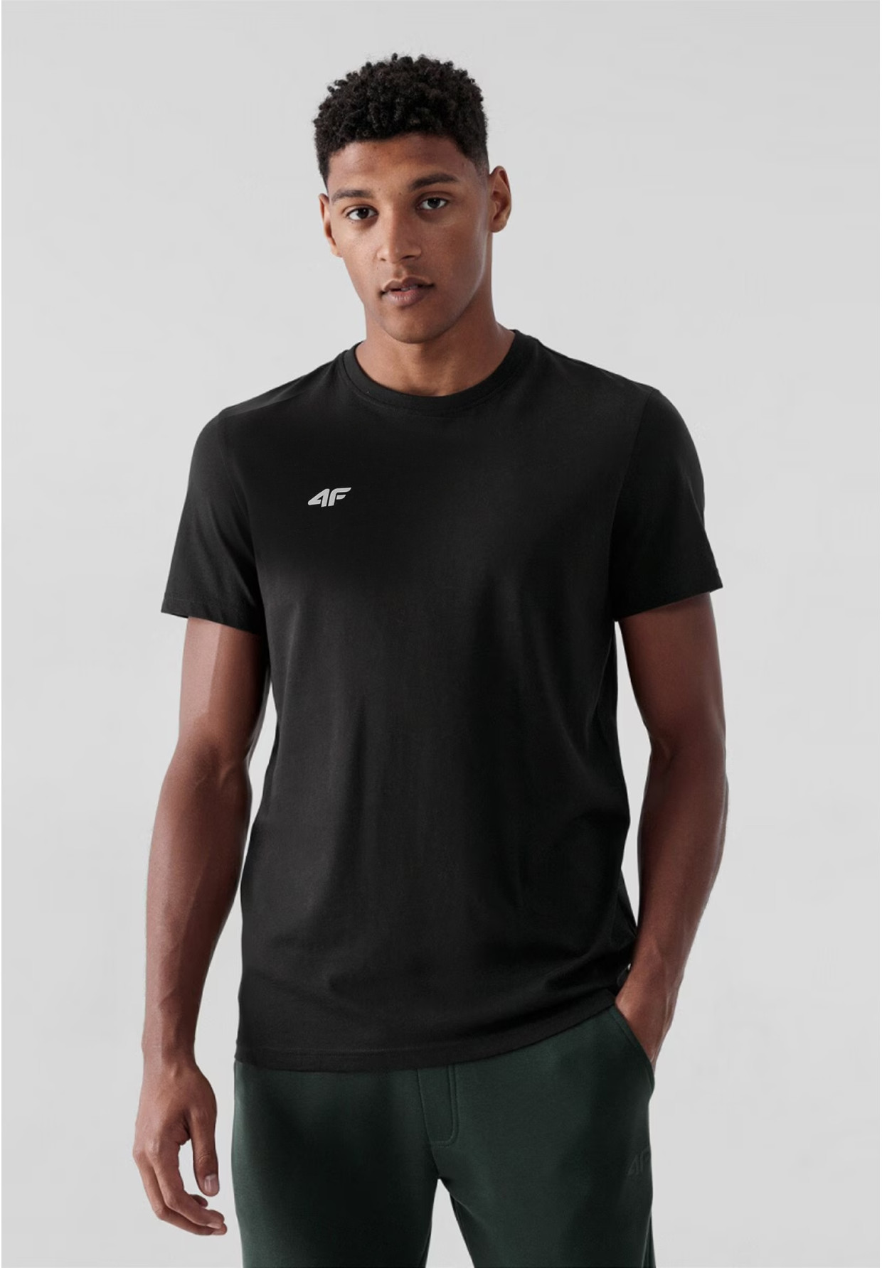 Koszulka Męska 4F T-shirt Z Logo Regular Czarny NOSH4-TSM003B