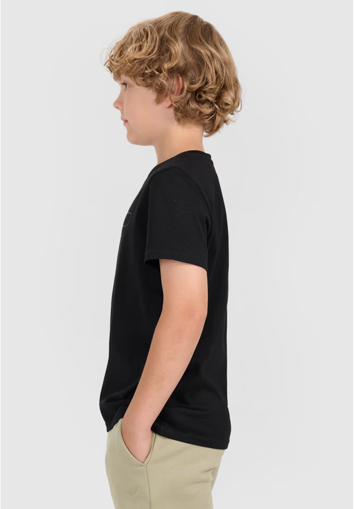 Koszulka Chłopięca 4F T-shirt Z Nadrukiem Czarny 4FJWMM00TTSHM2331