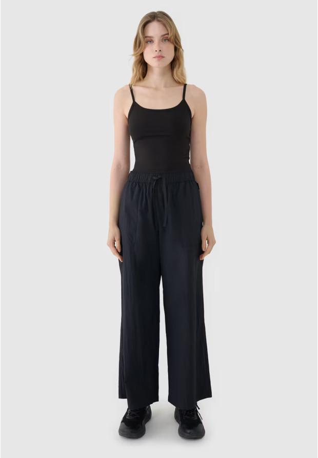 Crop-top Damski 4F Slim Fit Koszulka Na Ramiączkach Czarna 4FWSS25TSLEF127