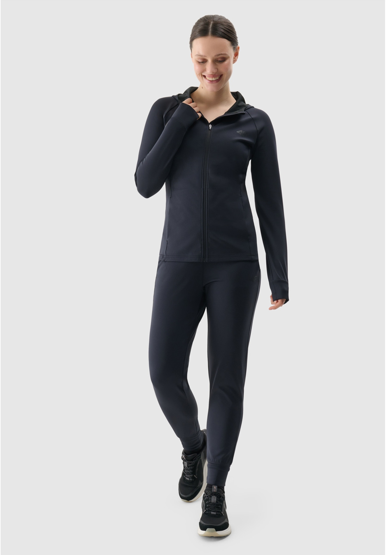 Bluza Damska 4F Treningowa Sportowa Rozpinana Czarna 4FRSS25TFSWF467
