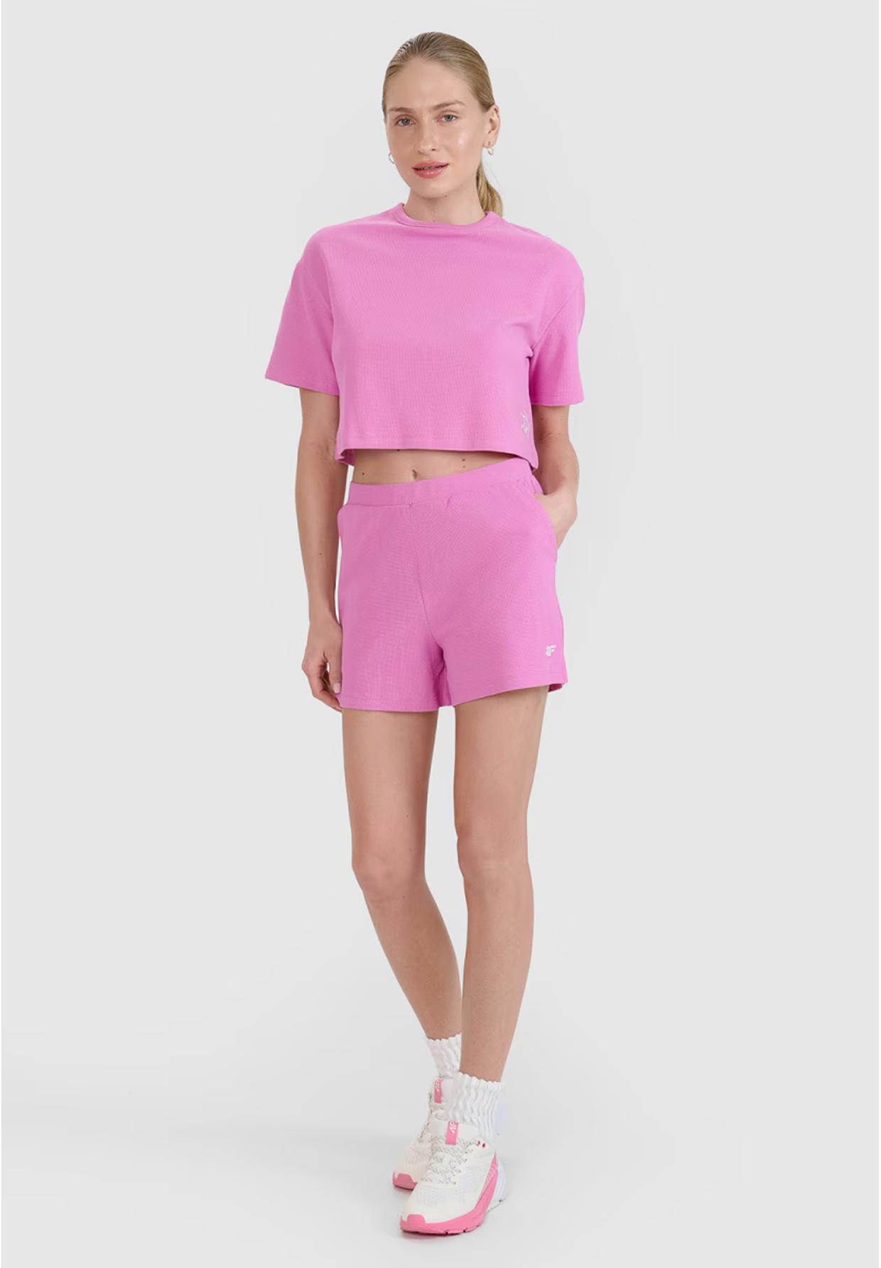 T-shirt Damski 4F Crop-top Koszulka z waflowej dzianiny Różowa Crop-top 4FWSS25TTSHF1977