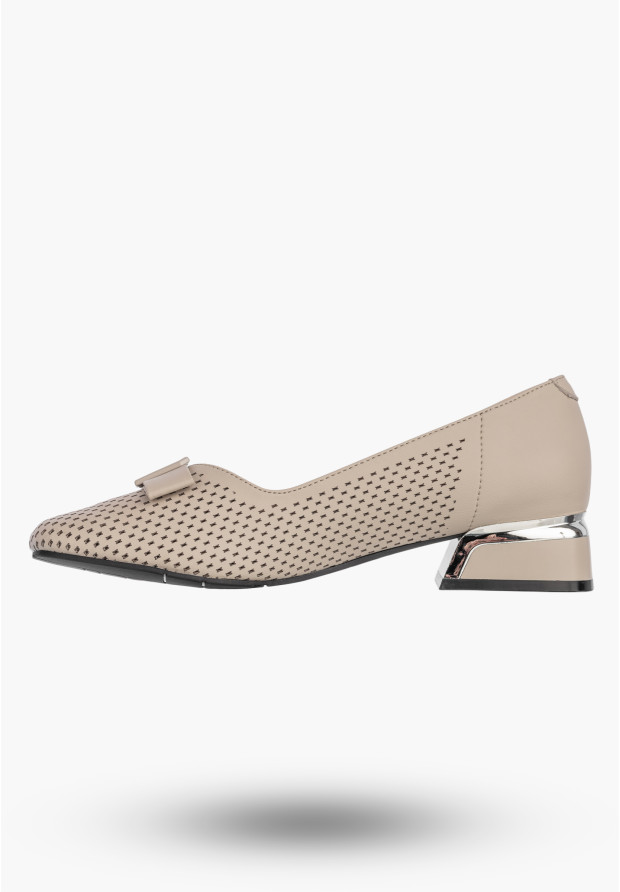 Czółenka Damskie Skórzane Buty Na Klocku Niskie Beżowe Filippo DP7713/26