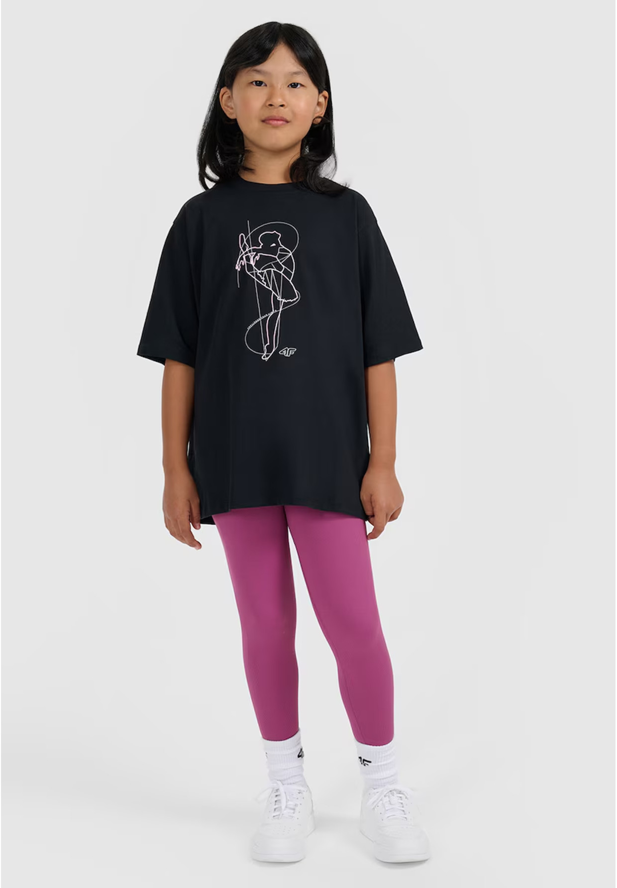 Koszulka Dziewczęca 4F T-shirt Z Nadrukiem Oversize Bawełna Czarny 4FJWAW25TTSHF2395