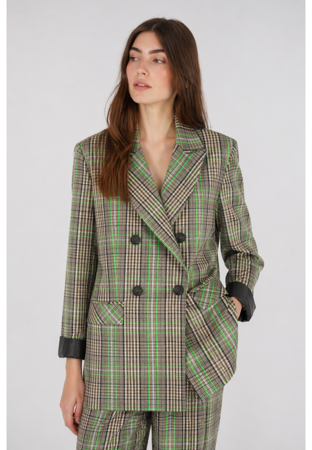Elegancki blazer damski w kratę z kieszeniami