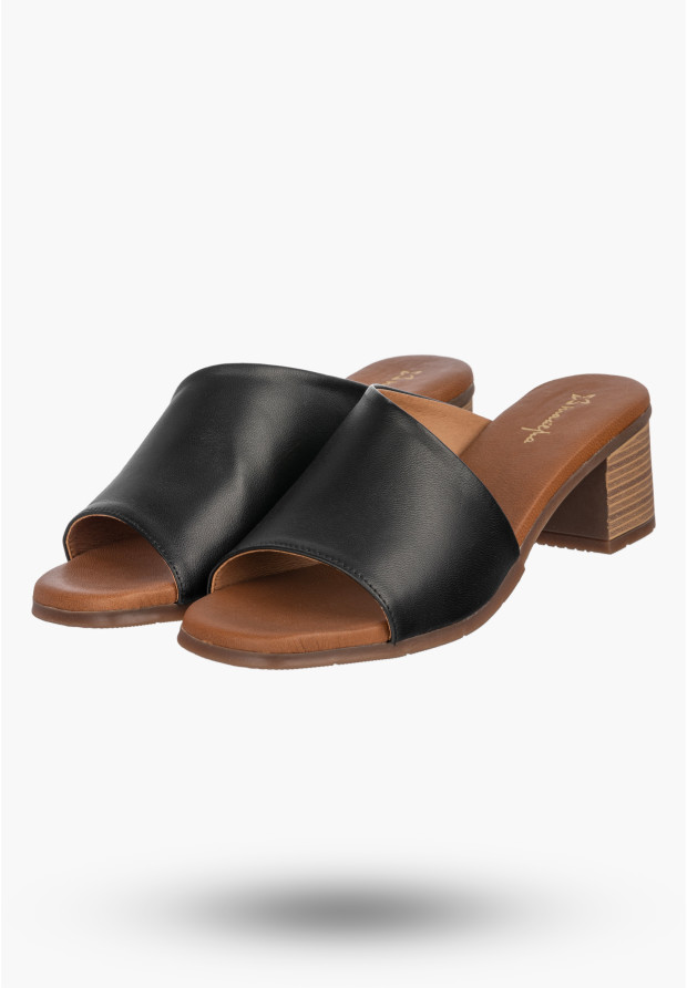 Klapki Damskie Skórzane Buty Eleganckie Na Słupku Czarne Maciejka E7395-01/00-1