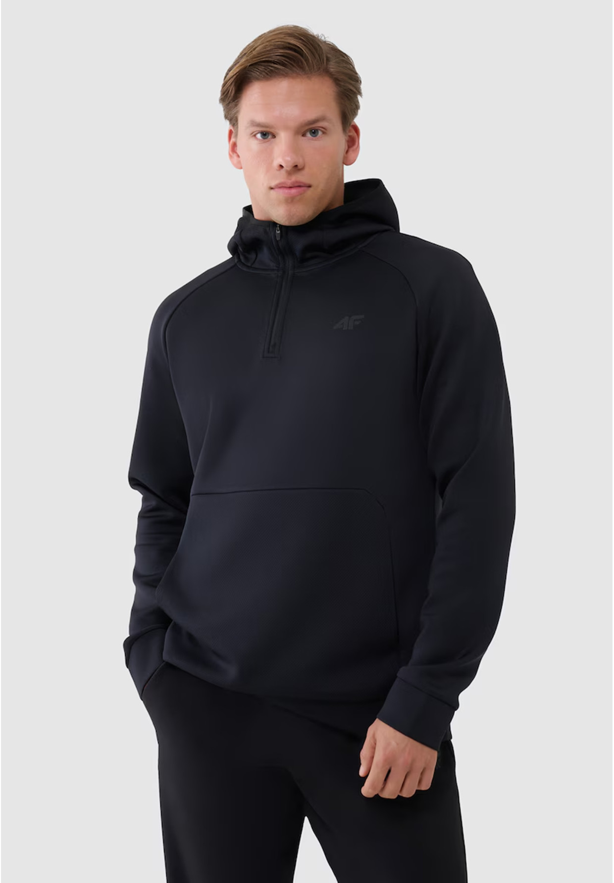 Bluza Męska 4F Sportowa Treningowa Z Kapturem Szybkoschnąca Czarna 4FWSS25TFSWM457
