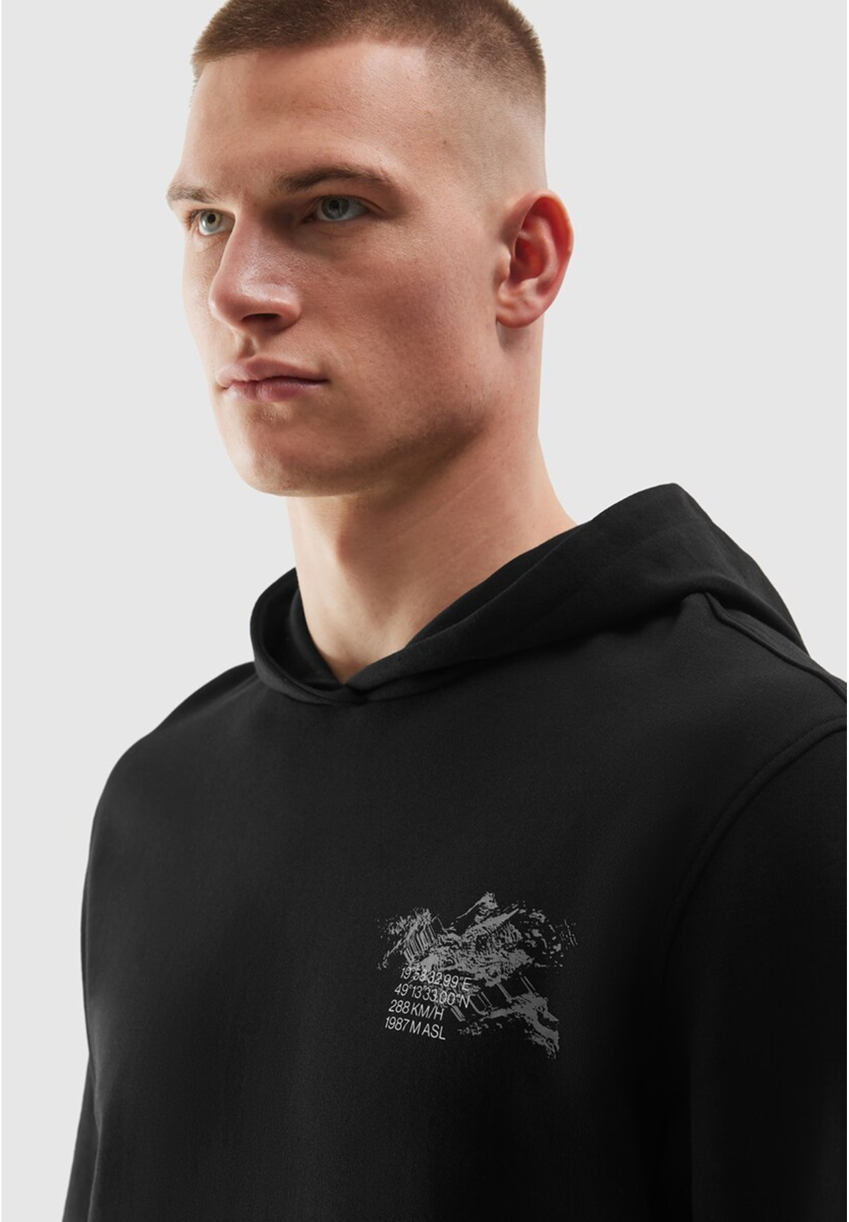 Bluza Męska 4F Z Kapturem Nieocieplana Sportowa Kangurka Czarna 4FRSS24TSWSM1615
