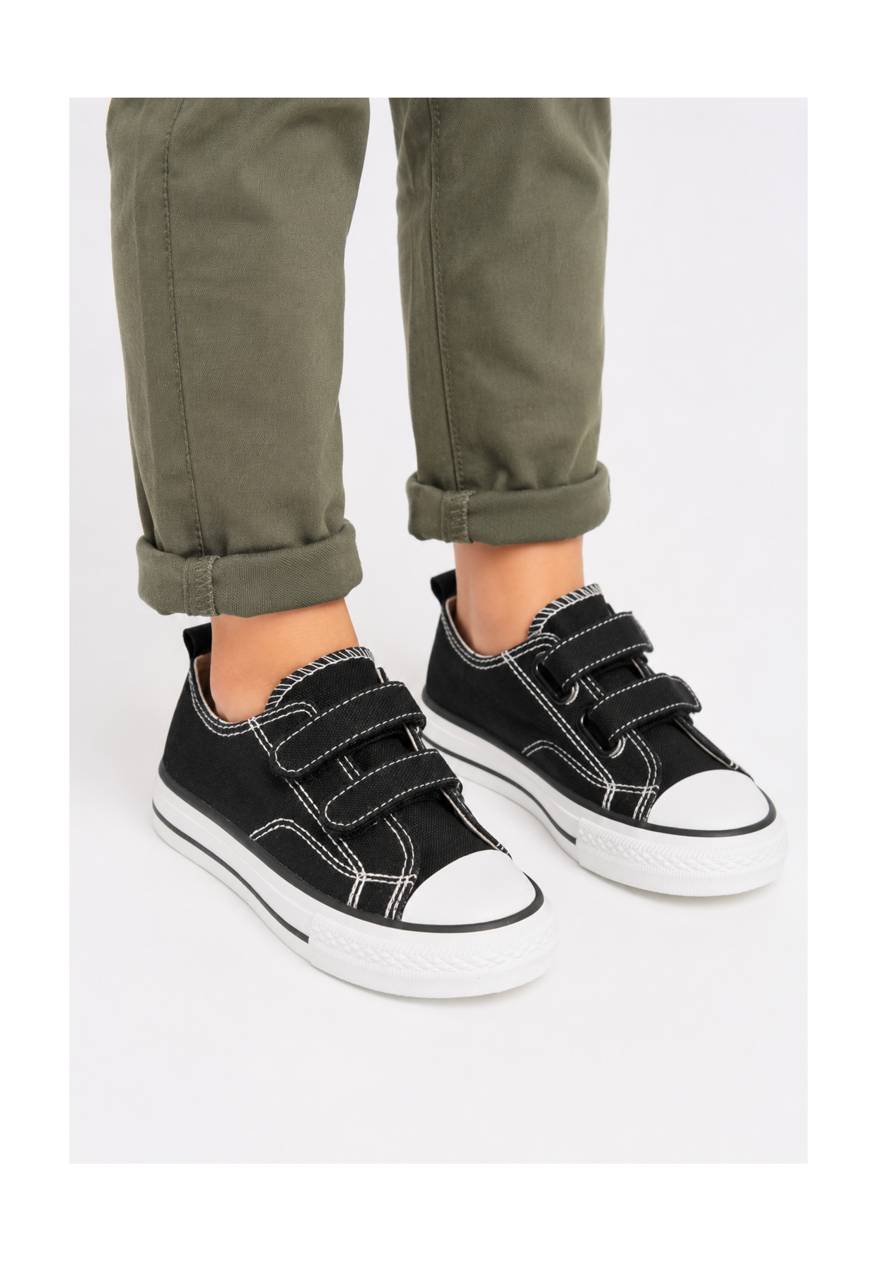 Trampki Dziecięce Buty Na Rzepy Tenisówki Materiałowe Casual Czarne APAWWA