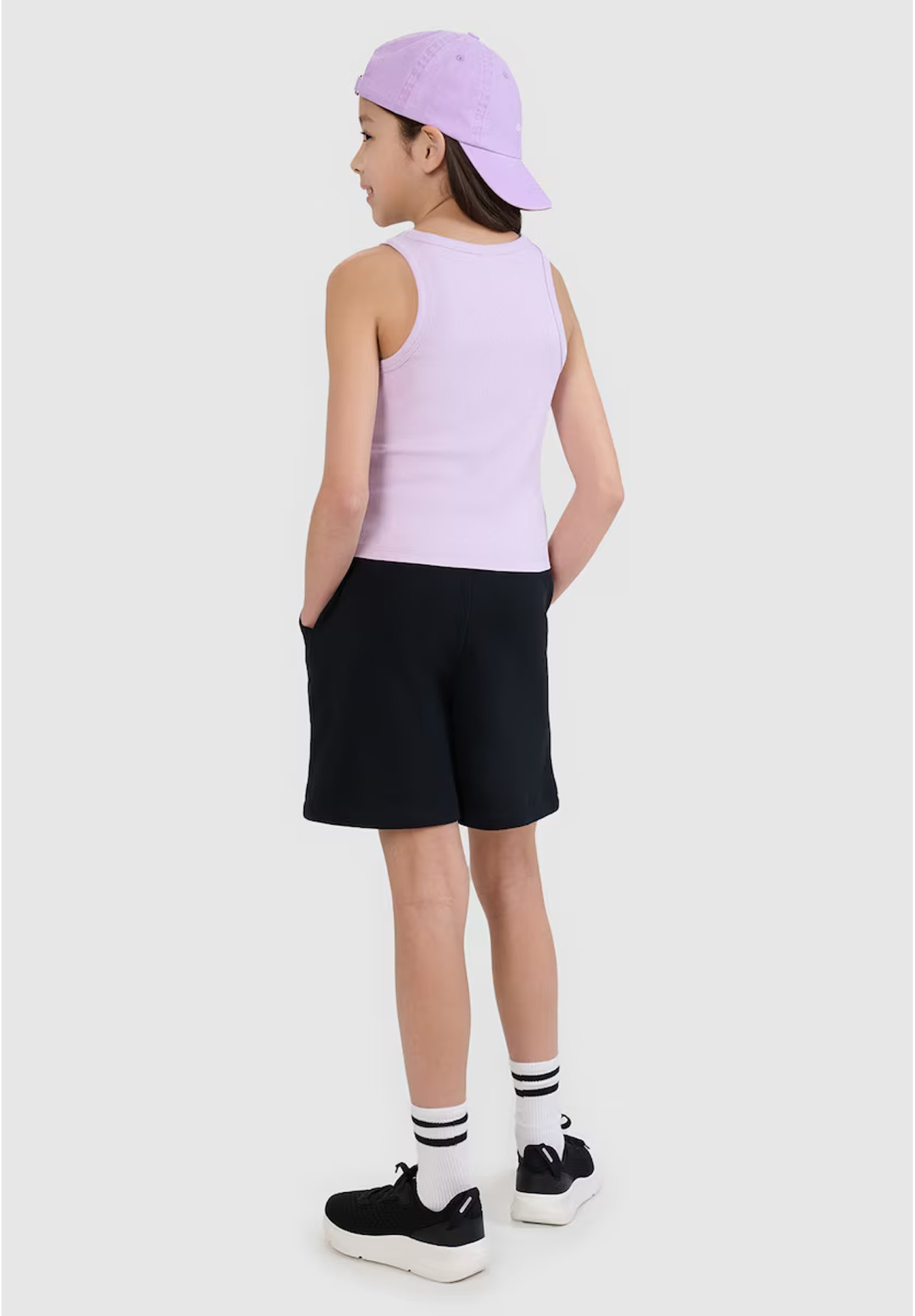 Spodenki Dresowe Dziewczęce 4F Luźne Oversize Sportowe Casual Czarne 4FJWSS25TSHOF618