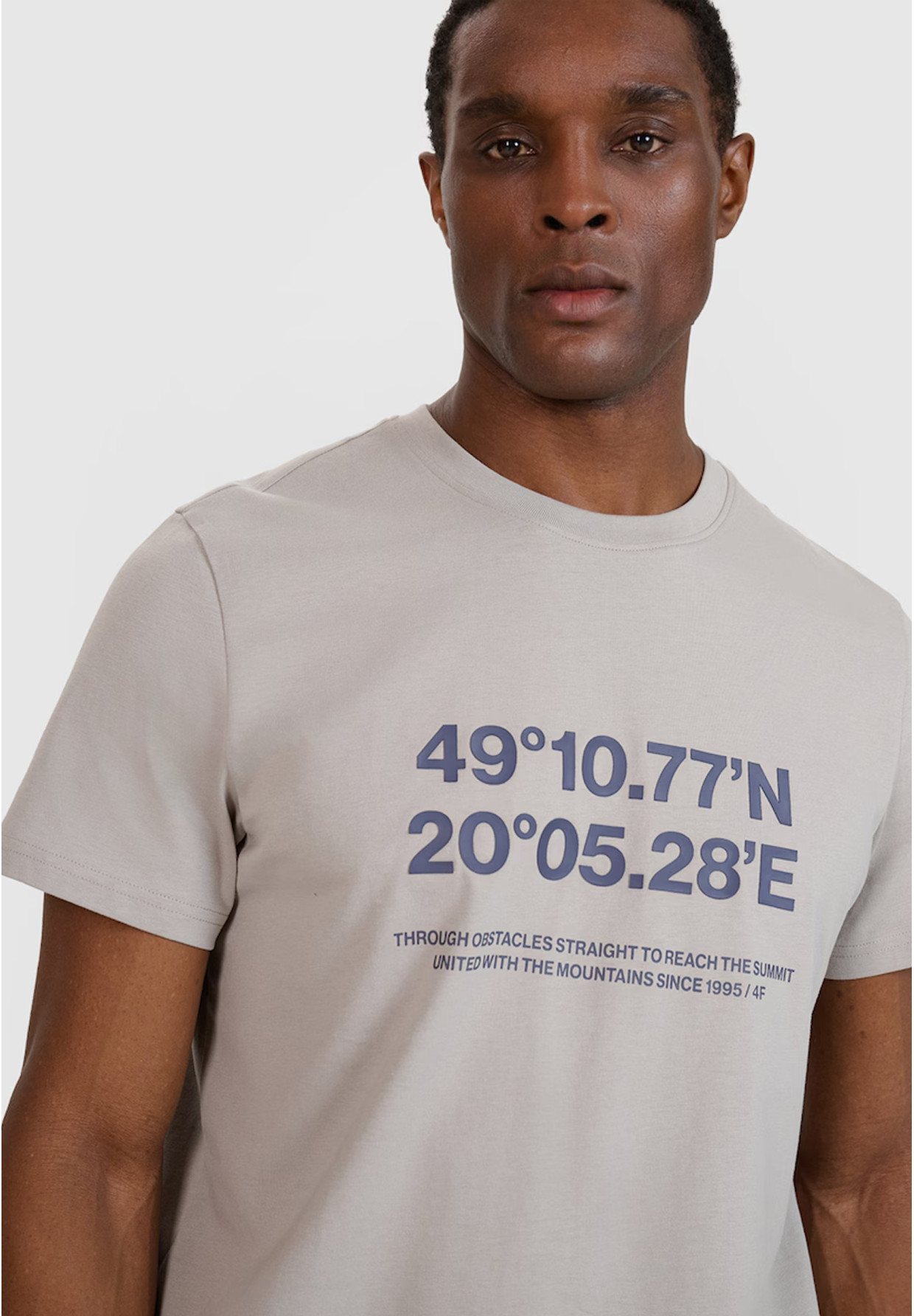Koszulka Męska 4F Sportowa Bawełniana T-Shirt Regular Nadruk Szary 4FWSS25TTSHM2209