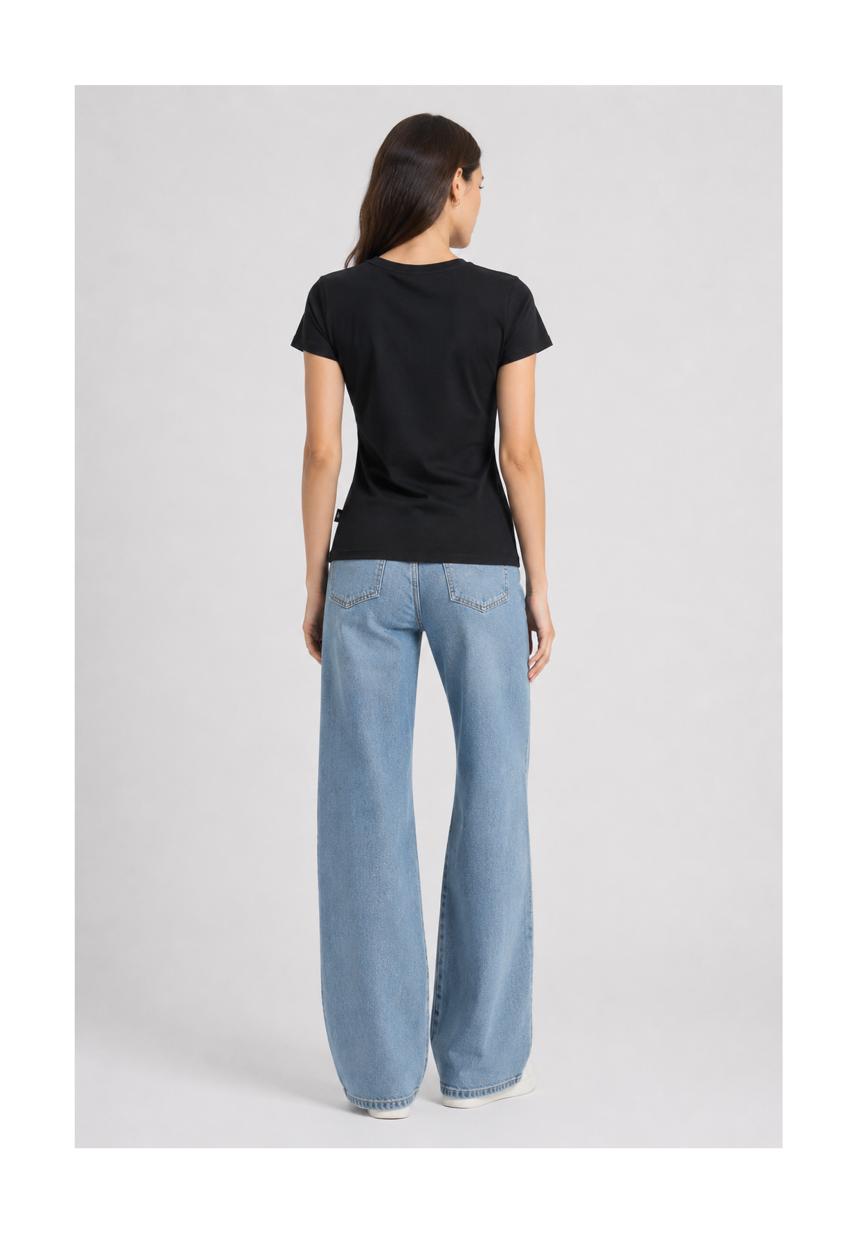 Koszulka Damska 4F Sportowa Bawełniana Slim Fit T-Shirt Edycja Limitowana Czarna 4FWSS26TTSHF3972
