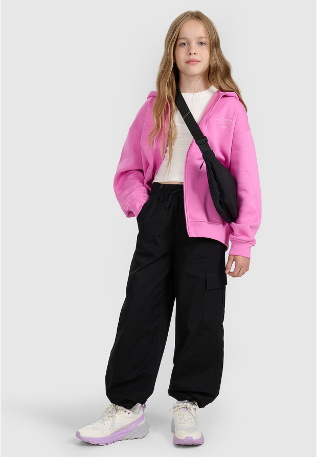 Spodnie Cargo Dziewczęce 4F Sportowe Oversize Joggery Czarne 4FJWAW25TTROF1246