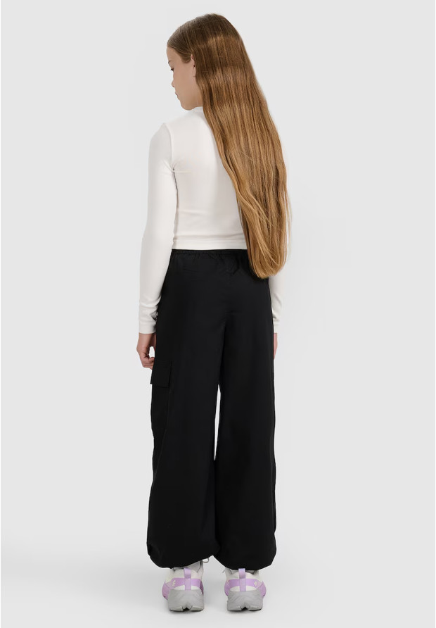 Spodnie Cargo Dziewczęce 4F Sportowe Oversize Joggery Czarne 4FJWAW25TTROF1246