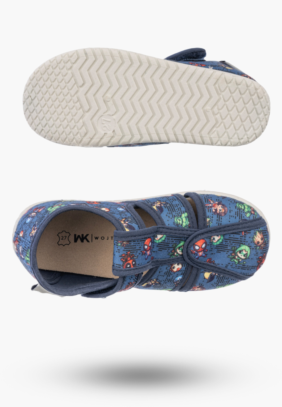 Kapcie Dziecięce Na Rzepy Barefoot Buty Lekkie Skórzana Wkładka Wojtyłko Granatowe