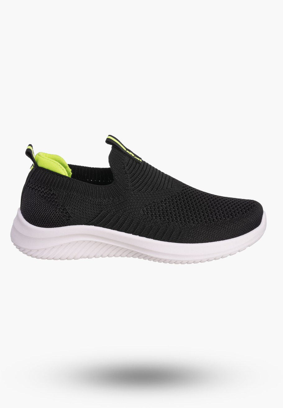Buty Chłopięce Sneakersy Czarne Wsuwane Tenisówki Dziecięce Z2401P