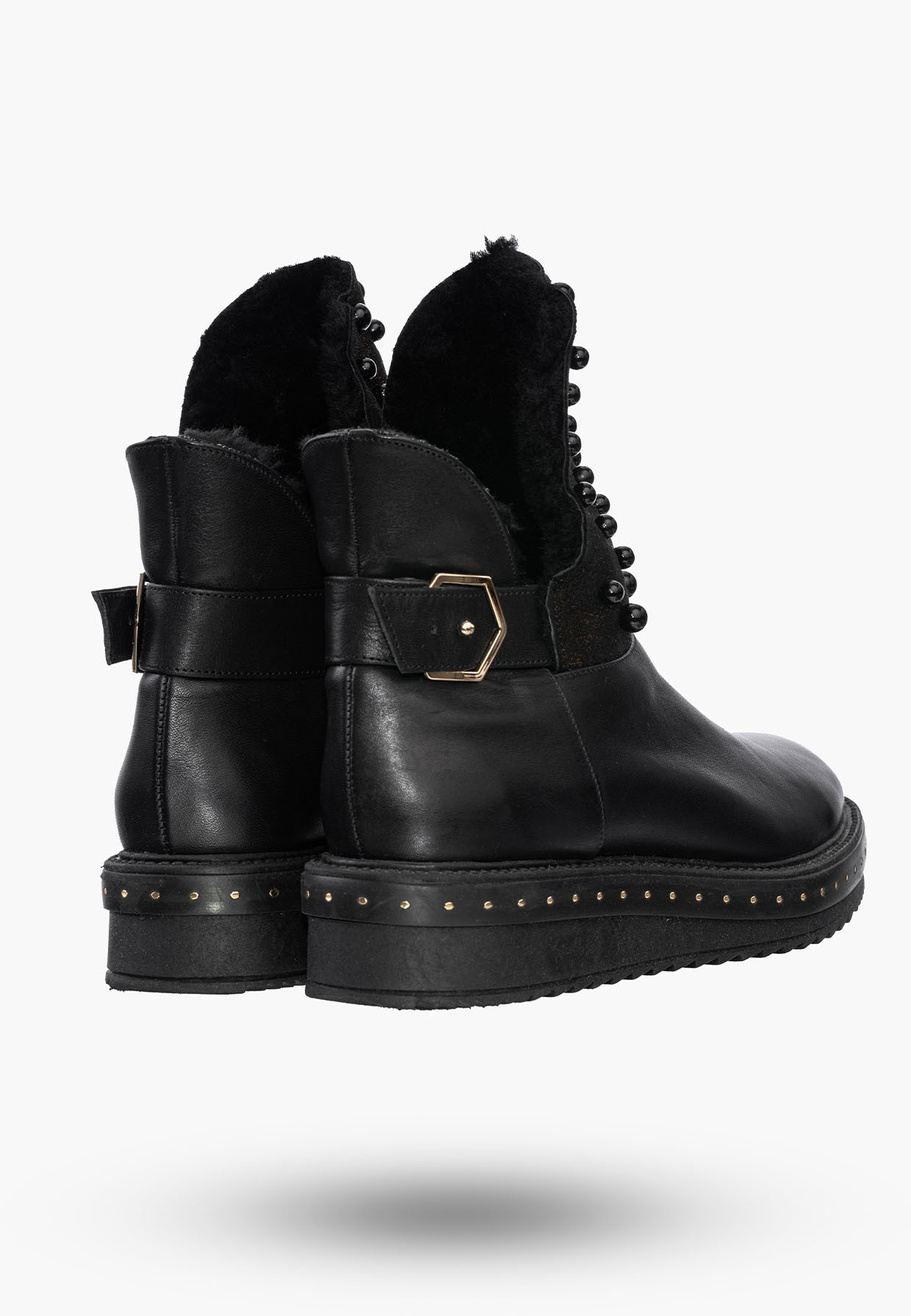 Buty Damskie Botki Czarne Skórzane Z Ozdobnymi Aplikacjami Na Zimę 272/1