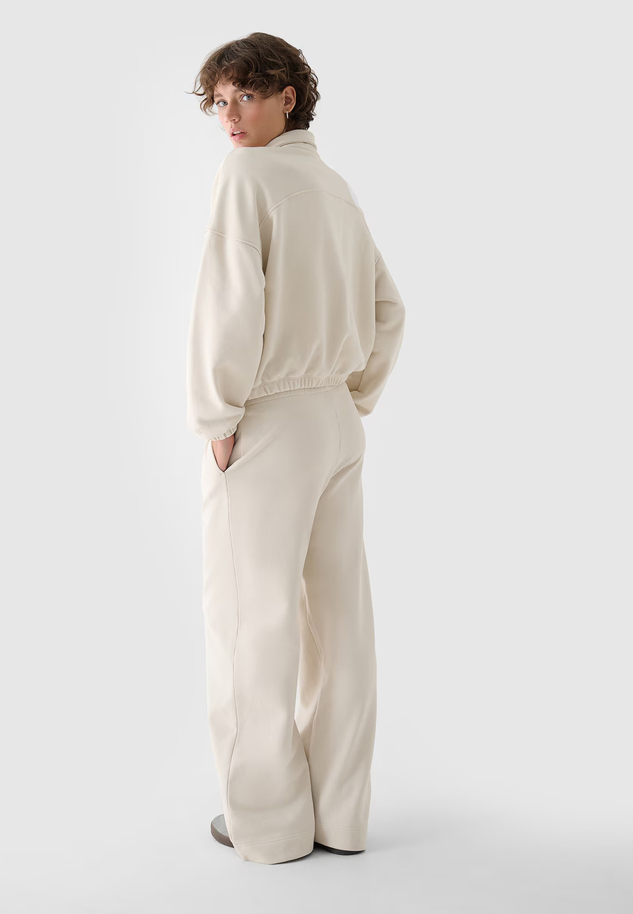 Bluza Dresowa Damska 4F Bez Kaptura Ze Stójką Beżowa 4FRAW24TSWSF1824