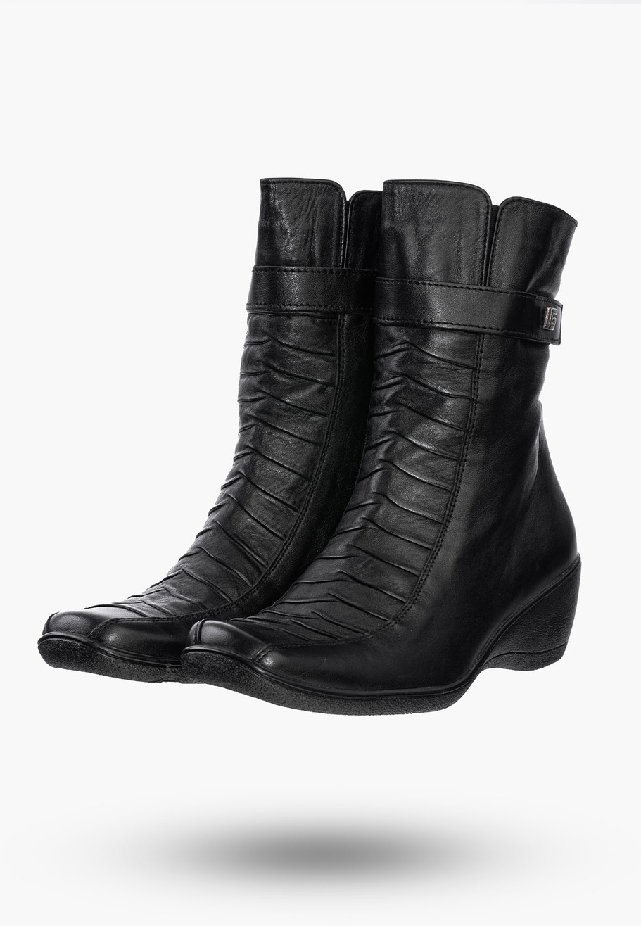 Buty Damskie Botki Czarne Ocieplane na koturnie Na Zimę 07