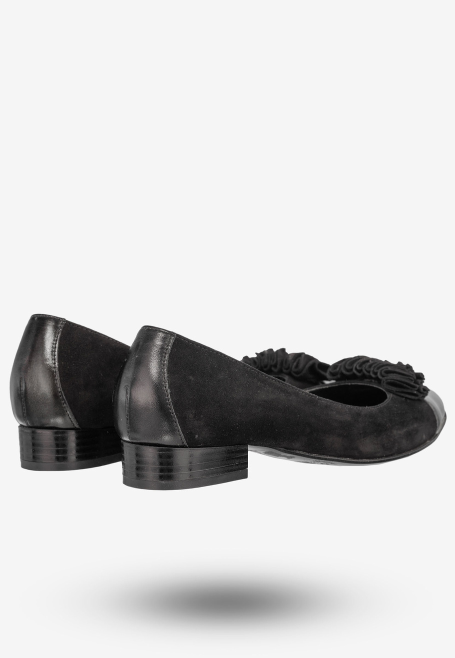 Półbuty Damskie Skórzane Buty Na Płaskim Obcasie Eleganckie Szewczyk Czarne 1422