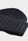 Czapka Damska Sportowa 4F Zimowa Beanie Dzianinowa Prążkowana Czarna 4FWAW24ACAPF451