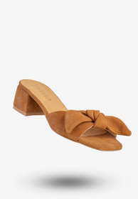 Klapki Damskie Skórzane Z Kokardą Buty Na Klocku Camel EMMA 8391