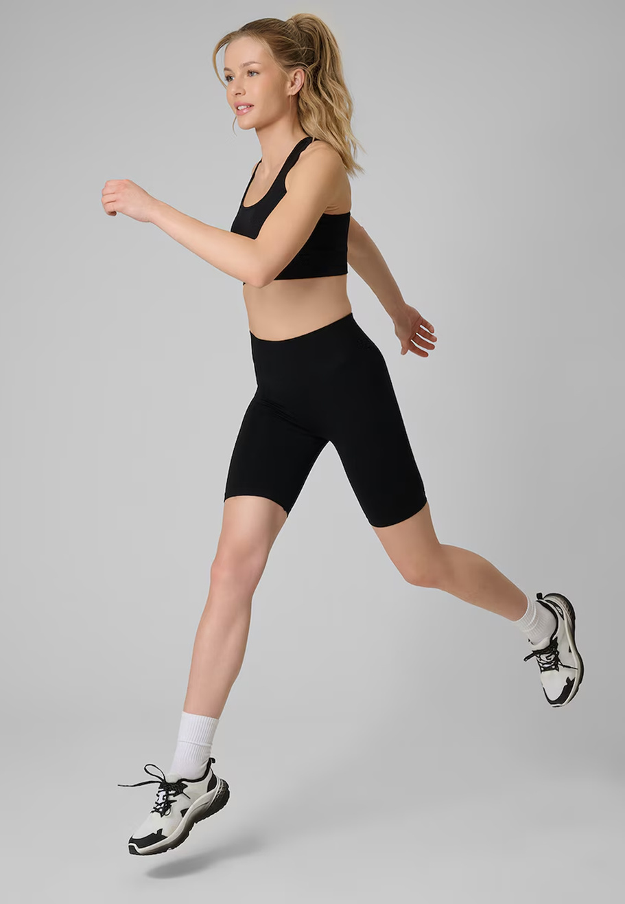 Kolarki Damskie 4F Sportowe Legginsy Szybkoschnące Bezszwowe Treningowe Czarne 4FWSS26TFSTF109