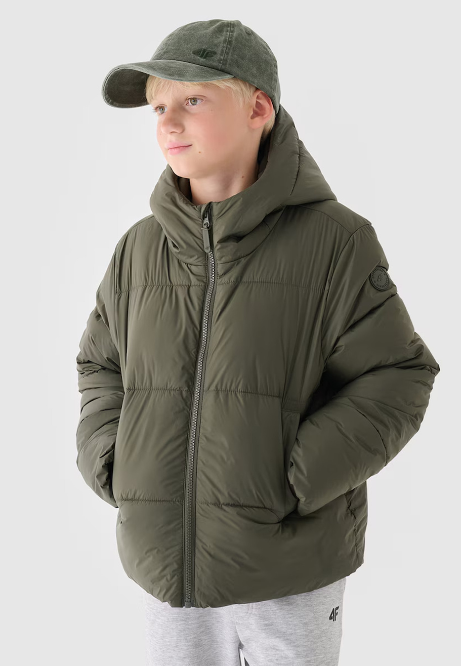 Kurtka Chłopięca 4F Puchowa Oversize Z Kapturem Pikowana Khaki 4FJWAW24TDJAM463