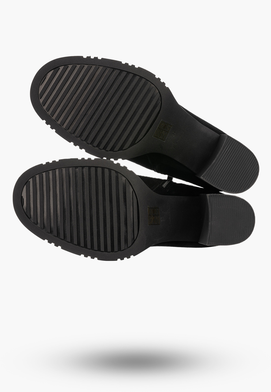 Botki Damskie Skórzane Maciejka Buty Ocieplane Na Słupku Czarne K7700-01/00-7