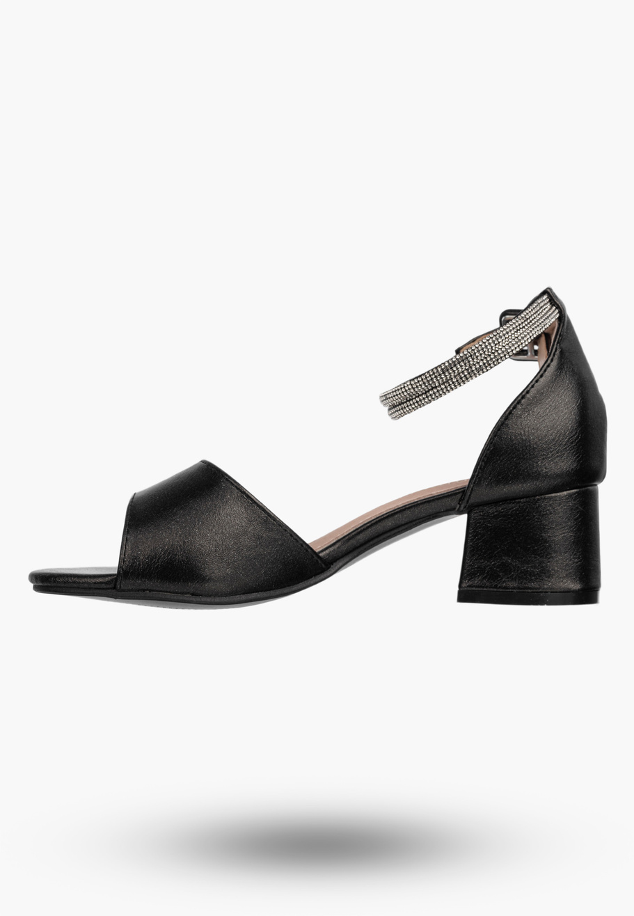 Sandały Dziewczęce Ekoskóra Buty Na Obcasie Eleganckie Czarne Potocki 26-42326