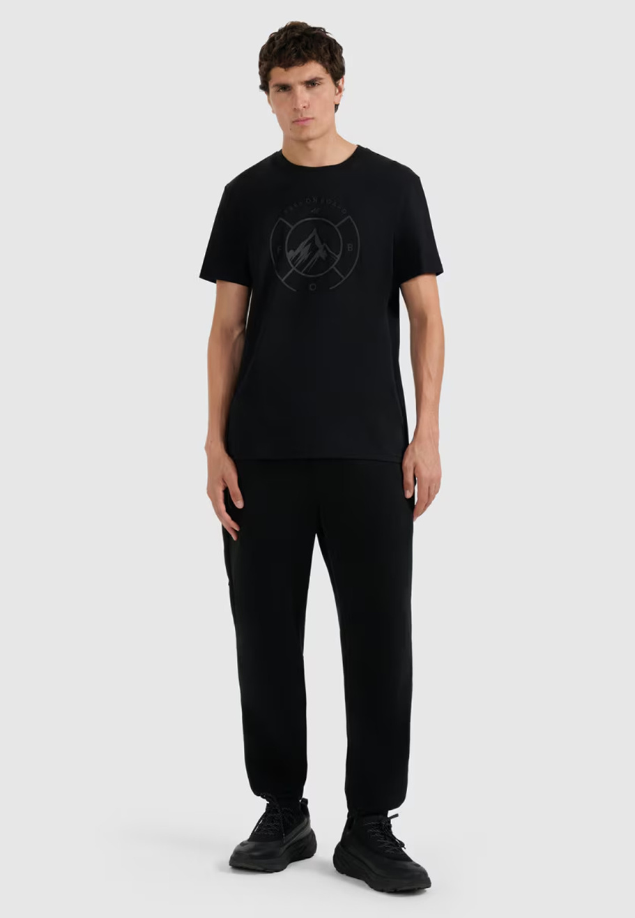 Koszulka Męska 4F T-shirt Z Nadrukiem Regular Czarna 4FWAW25TTSHM3138
