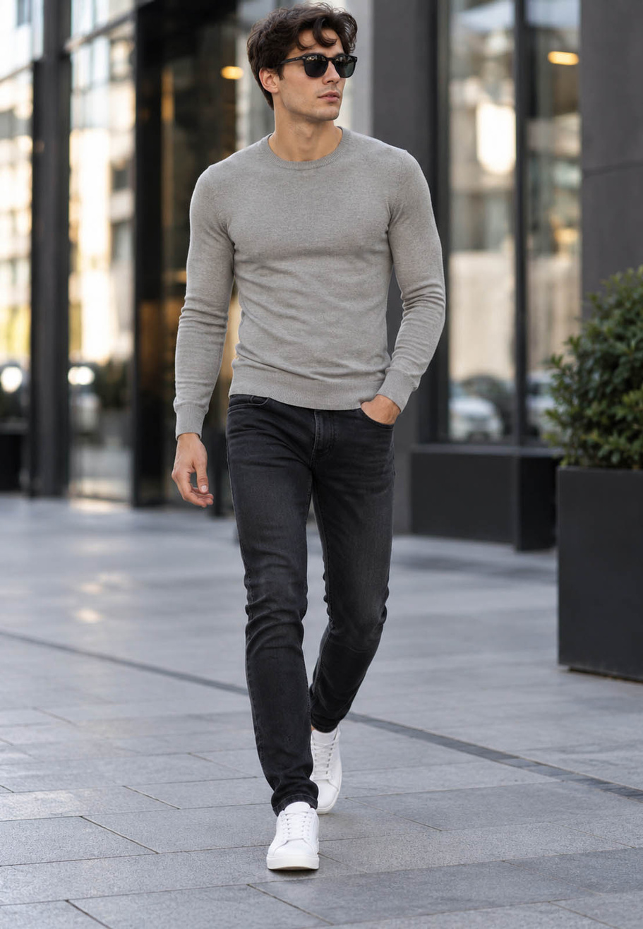 Sweter męski cienki Slim Fit mocno dopasowany z okrągłym dekoltem szary Coffee