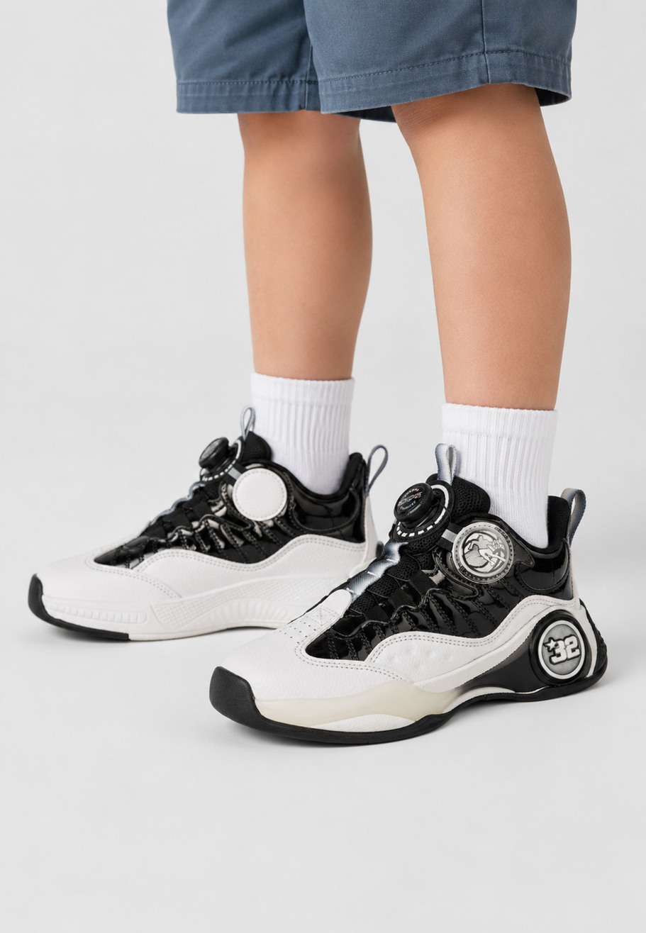 Sneakersy Dziecięce Buty Sportowe Z Pokrętłem Czarne/Białe APAWWA