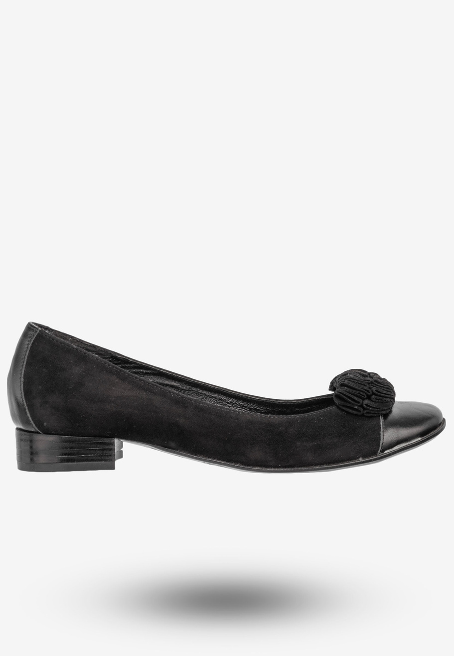 Półbuty Damskie Skórzane Buty Na Płaskim Obcasie Eleganckie Szewczyk Czarne 1422