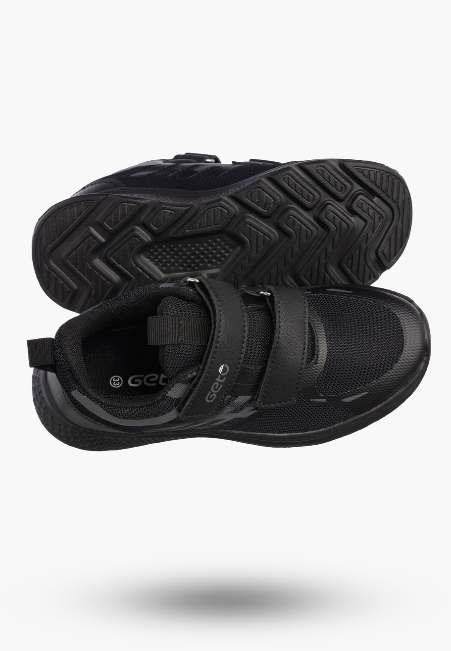 Buty Chłopięce Sneakersy Czarne Na Rzepy Sportowe Materiałowe A-521
