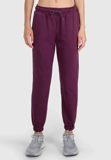Spodnie Damskie Dresowe 4F Joggery Dresy Sportowe Burgundowe 4FWSS26TTROF1421