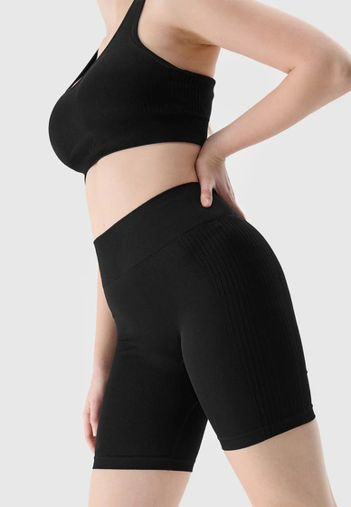 Kolarki Damskie 4F Sportowe Legginsy Spodenki Bezszwowe Treningowe Czarne 4FRSS24TFSHF694