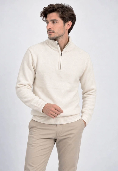Sweter męski biały półgolf na półzamek delikatnie grubszy casual